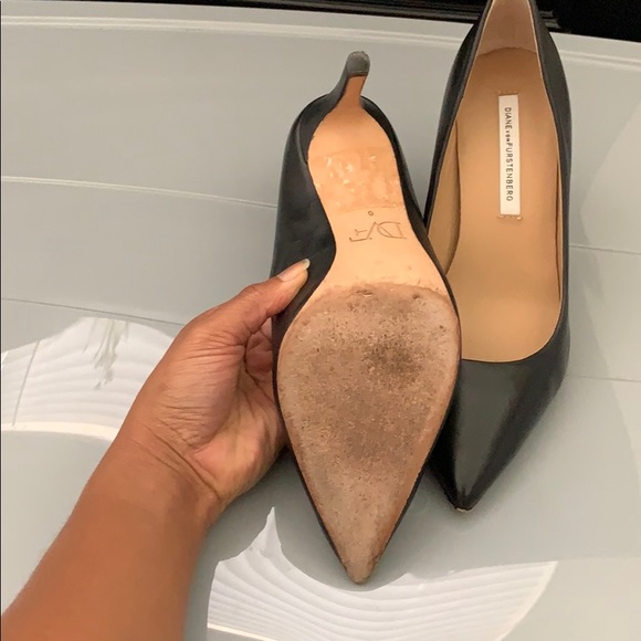 Diane Von Furstenberg Black Ines Heels - Picture 3 of 8